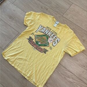 Vintage New York Yankees 1996 World Series Champions shirt size M
